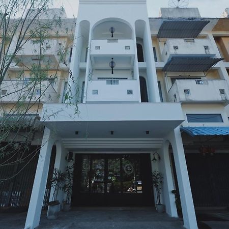 Matou Hostel & Cafe Ban Laem Muang Exteriör bild